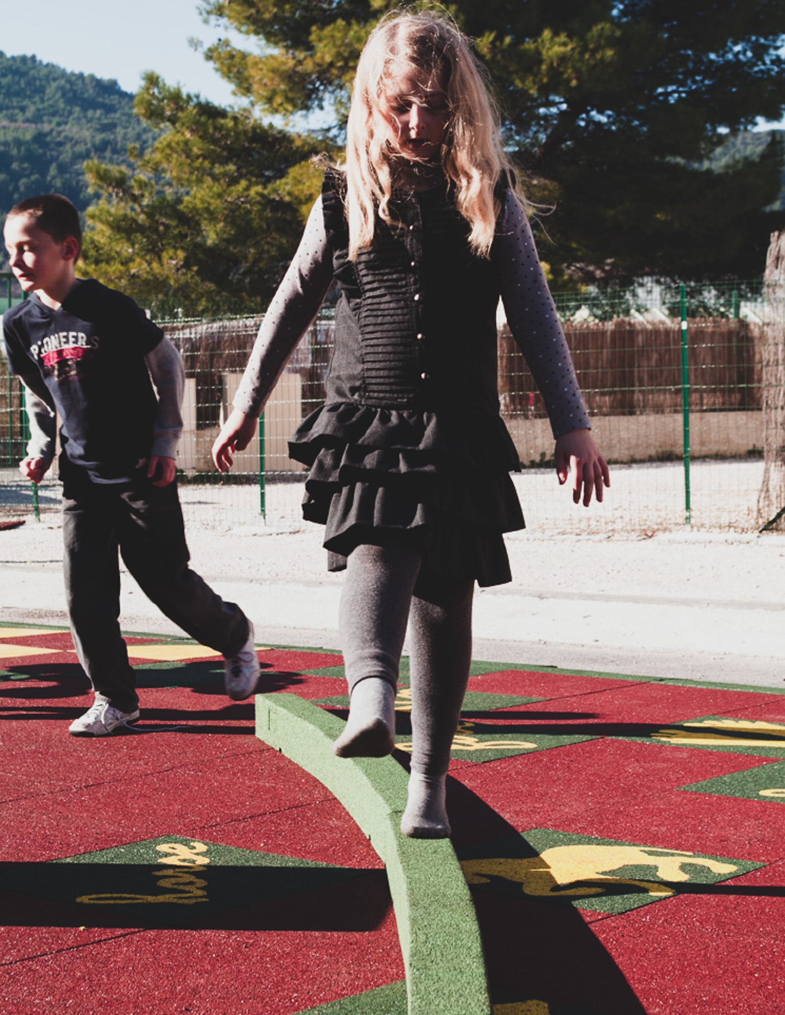 Poutres d’équilibre en caoutchouc – Hexdalle® PE150